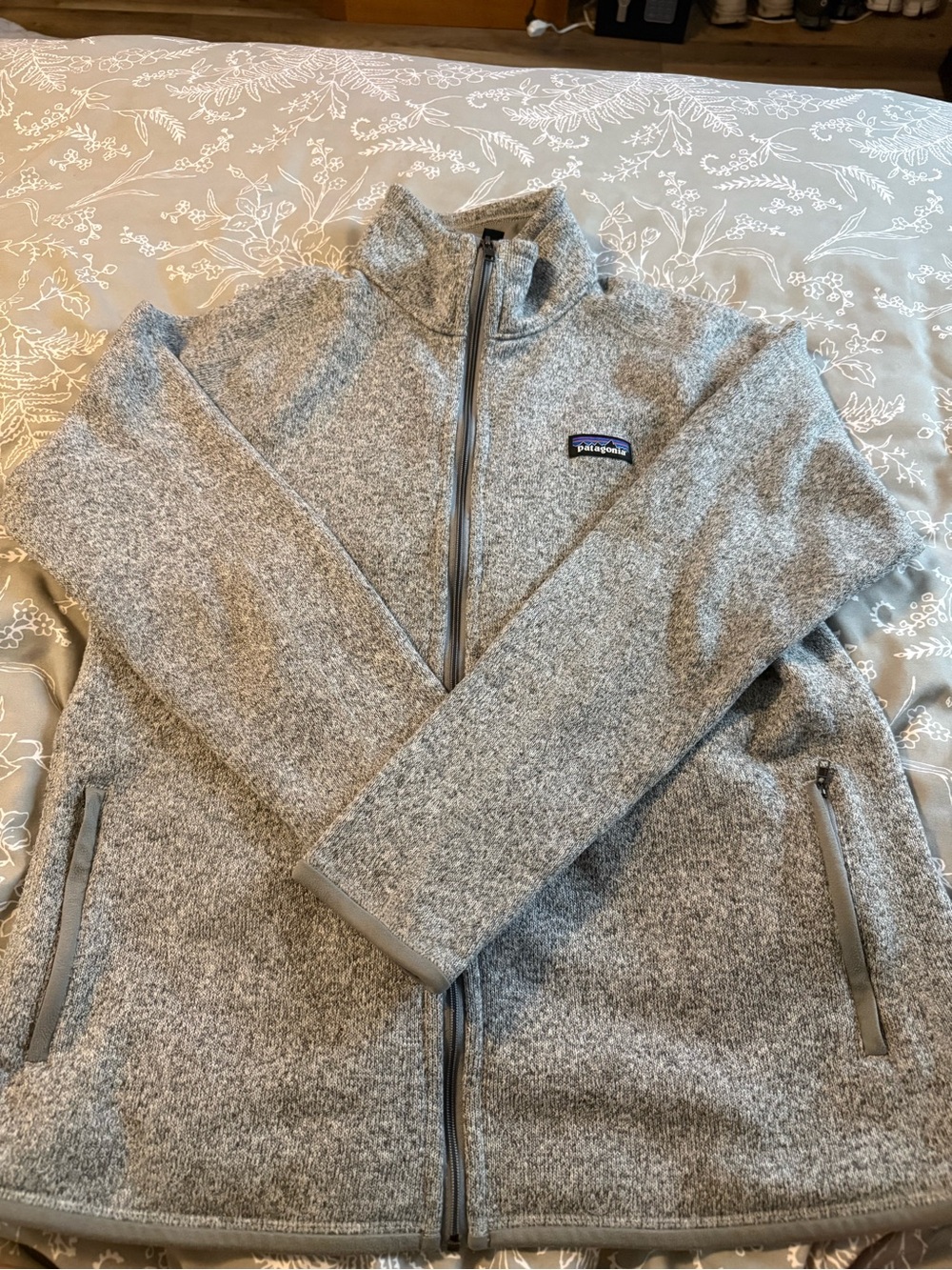 Patagonia Heather Gray Full-Zip Lightweight Fleece Jacket
